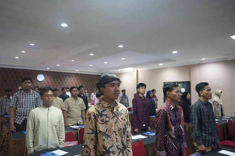 Pendidikan Politik untuk Pemuda Masa Kini dalam Membangun Generasi Pemimpin.