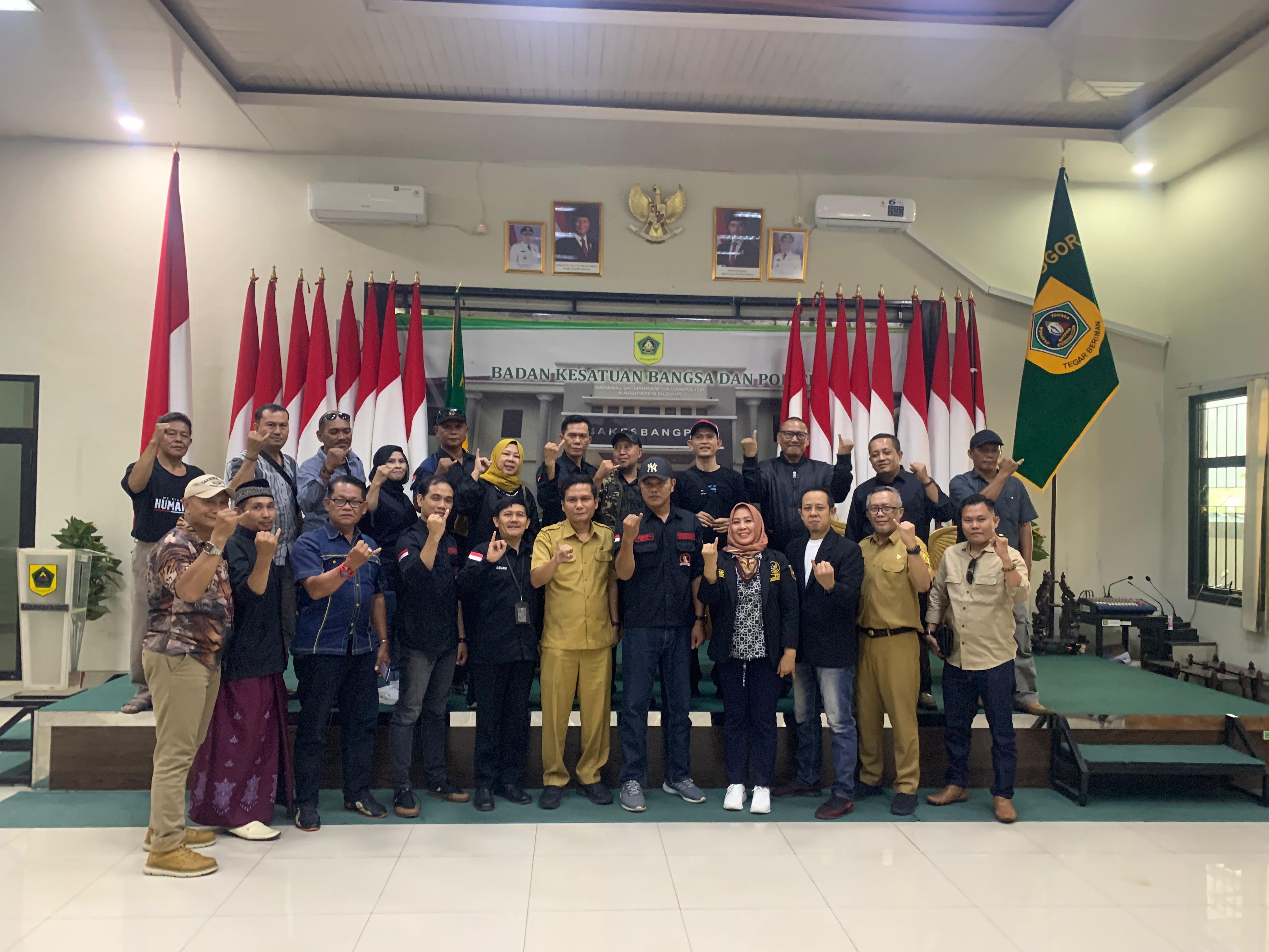 AUDIENSI DARI ORGANISASI ANAK RANTAU SUMATERA