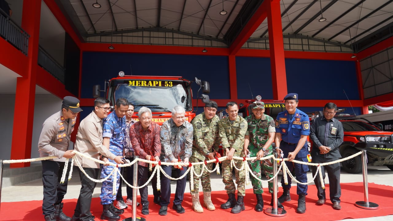 Bupati Bogor Resmikan Pos Damkar Sektor Sentul City Babakan Madang Perkuat kesiapsiagaan Bencana Kebakaran