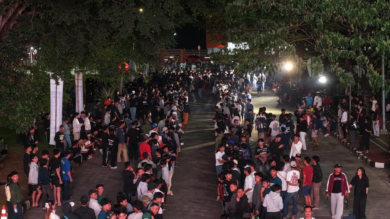 Bupati Bogor Apresiasi Semangat Anak Muda Dalam Kegiatan Dash Run di Stadion Pakansari