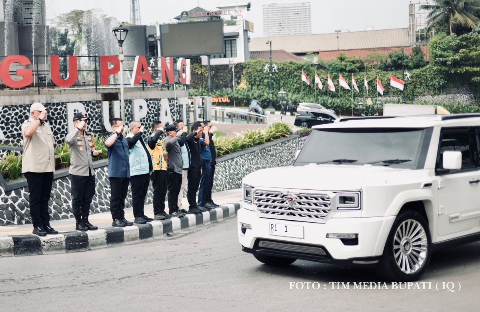 Bupati Bogor Tinjau lansung memastikan keamanan Sekaligus pimpin jajaran kehormatan dalam kunjungan Presiden RI ke Universitas Pertahanan
