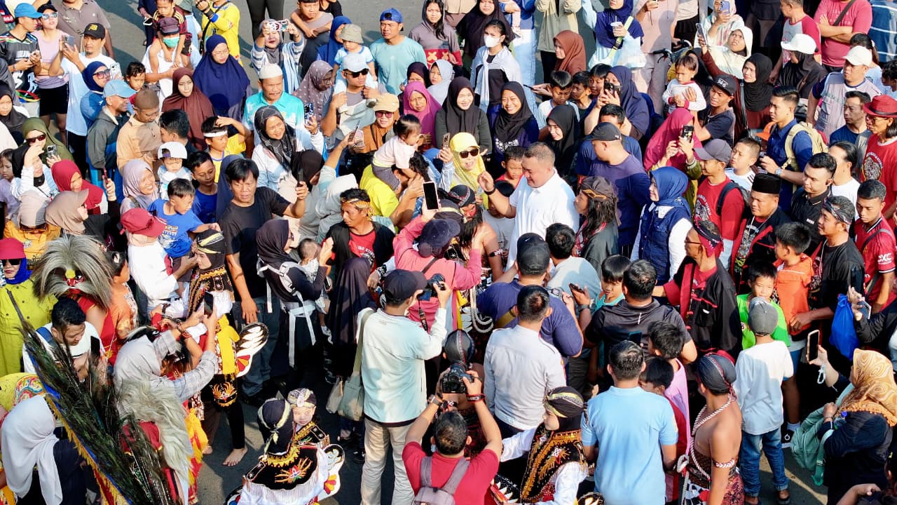 Bupati Bogor Laksanakan Car Free Day Bersama Masyarakat di Tegar Beriman
