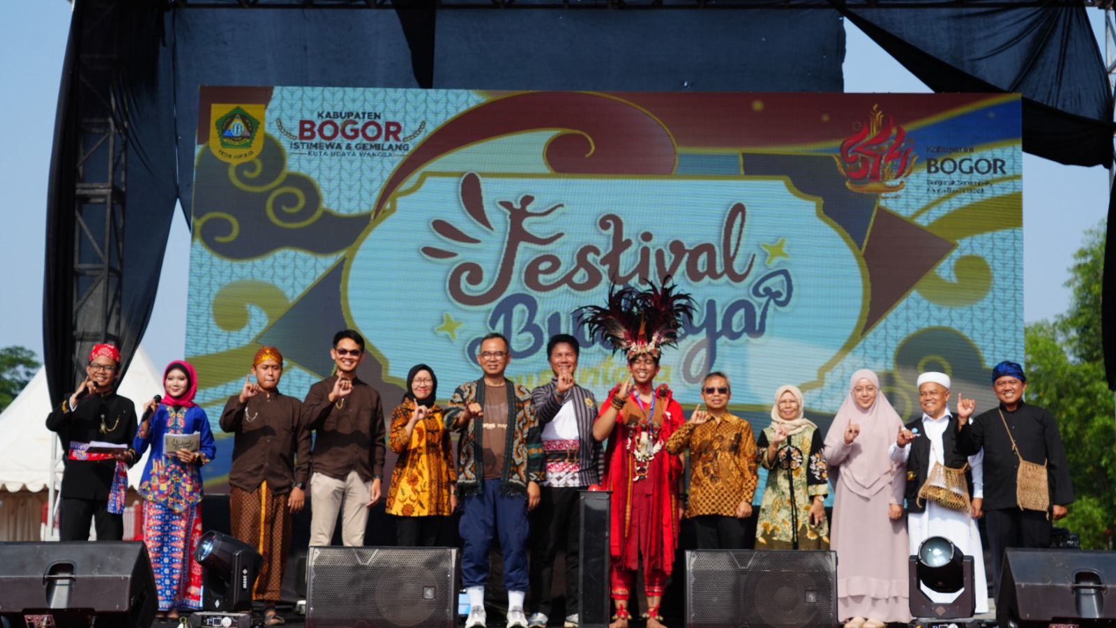 Festival Budaya Nusantara Semarakkan Rangkaian HJB ke-544 di Stadion Pakansari