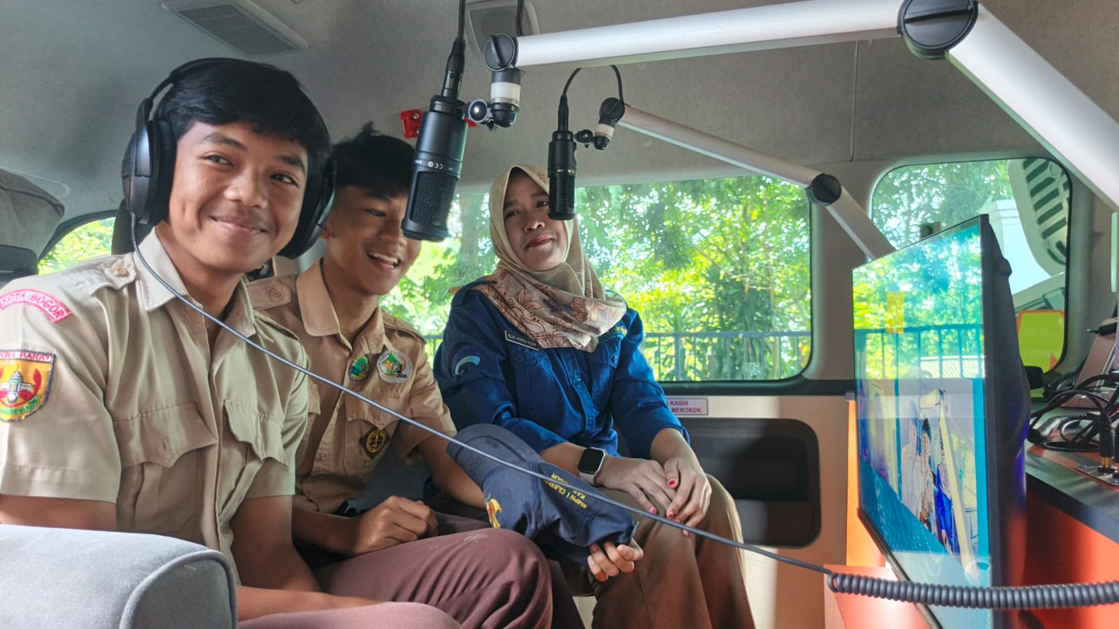 OB Van Teman FM Hadir di SMPN 1 Cijeruk, Kenalkan Dunia Radio dan Tingkatkan Literasi Pelajar