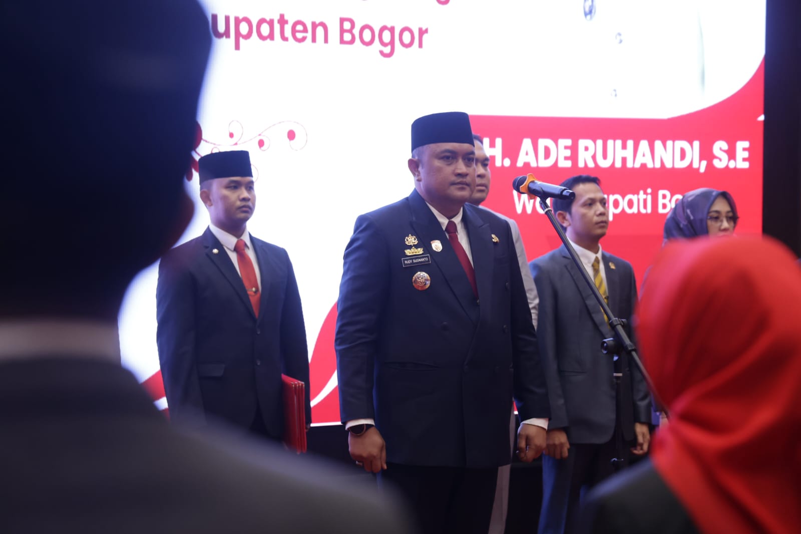 Bupati Bogor Lantik 32 Pejabat   Lingkup Pemkab Bogor Perkuat Birokrasi dan Pelayanan Publik