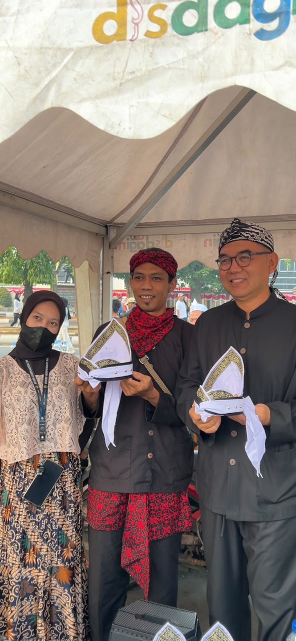 CFD Jadi Etalase Budaya, Bupati Bogor Dorong Pedagang UMKM Kenakan Pakaian Adat