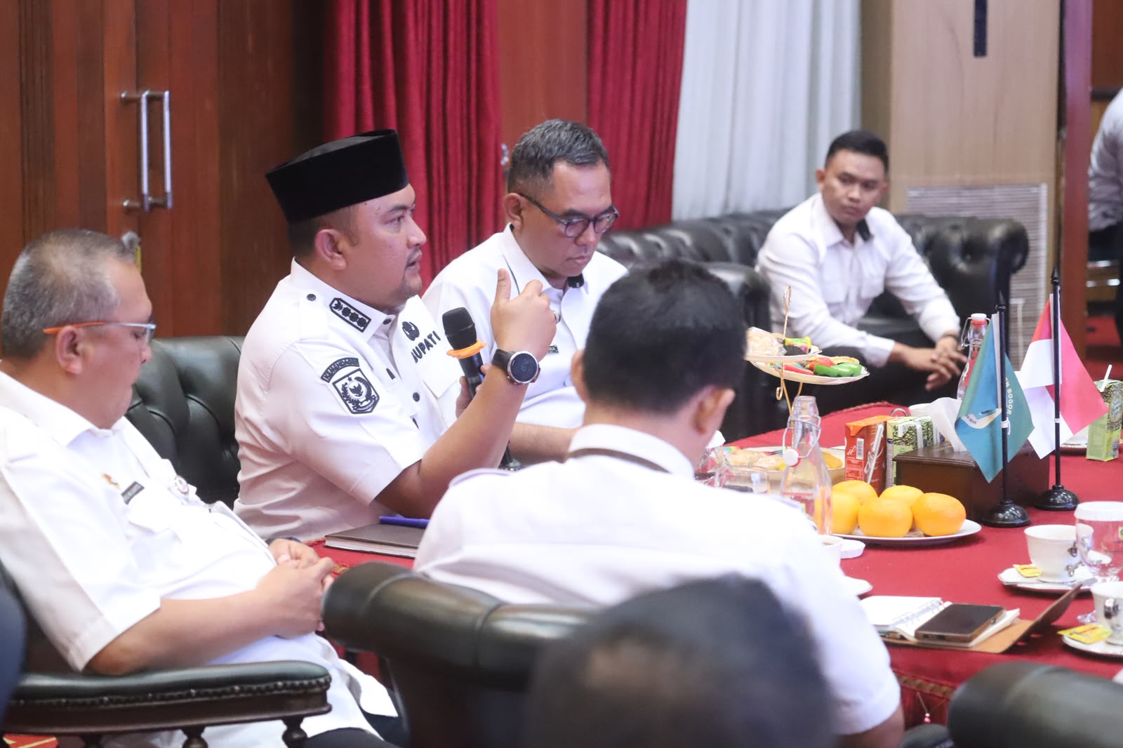 Bupati Bogor  Perkuat Peran Camat untuk Tingkatkan Pelayanan Kepada Masyarakat