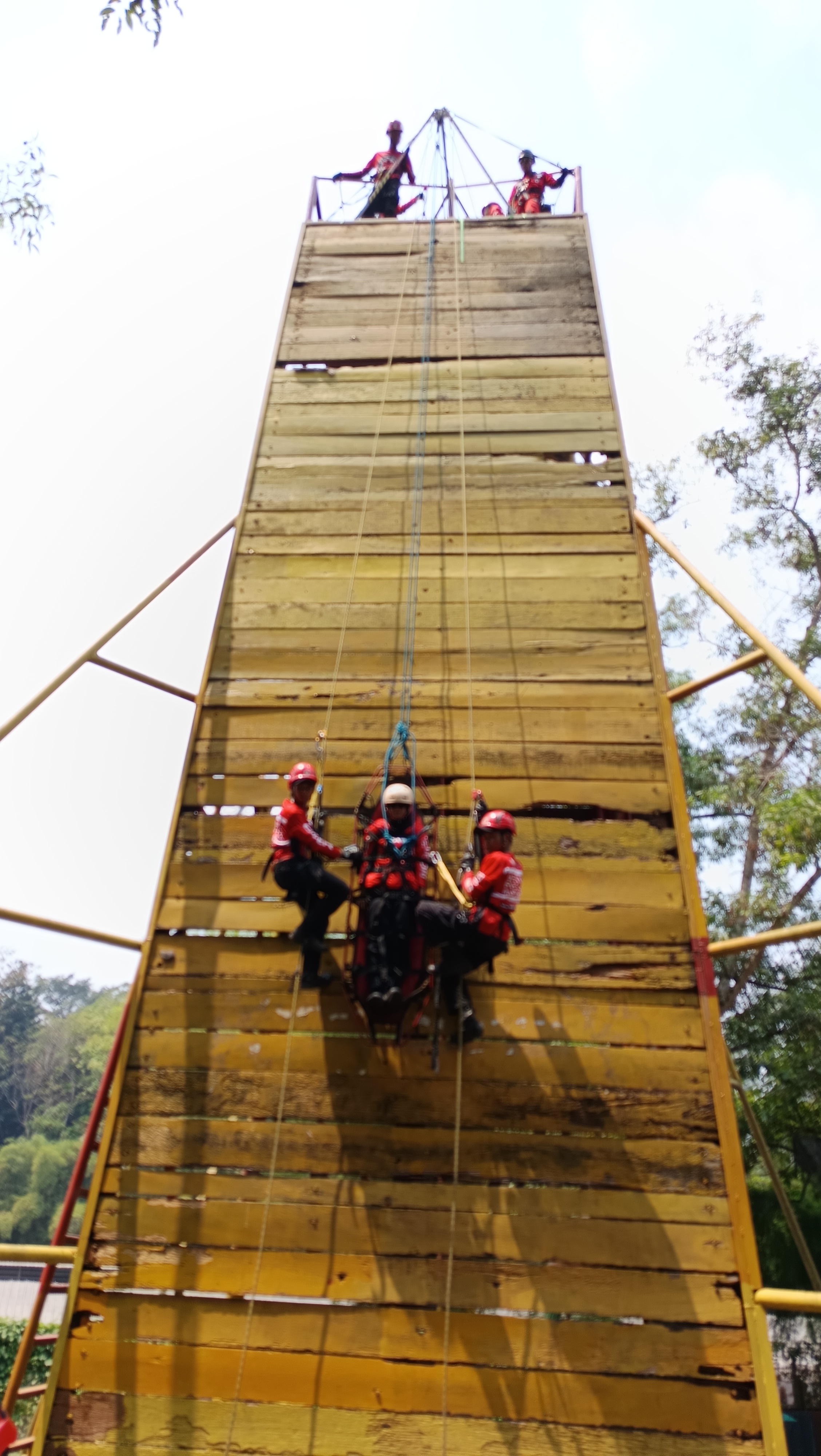 Kabupaten Bogor Turut Serta dalam Sekolah Vertical Rescue Indonesia Tingkat 1 Angkatan 296