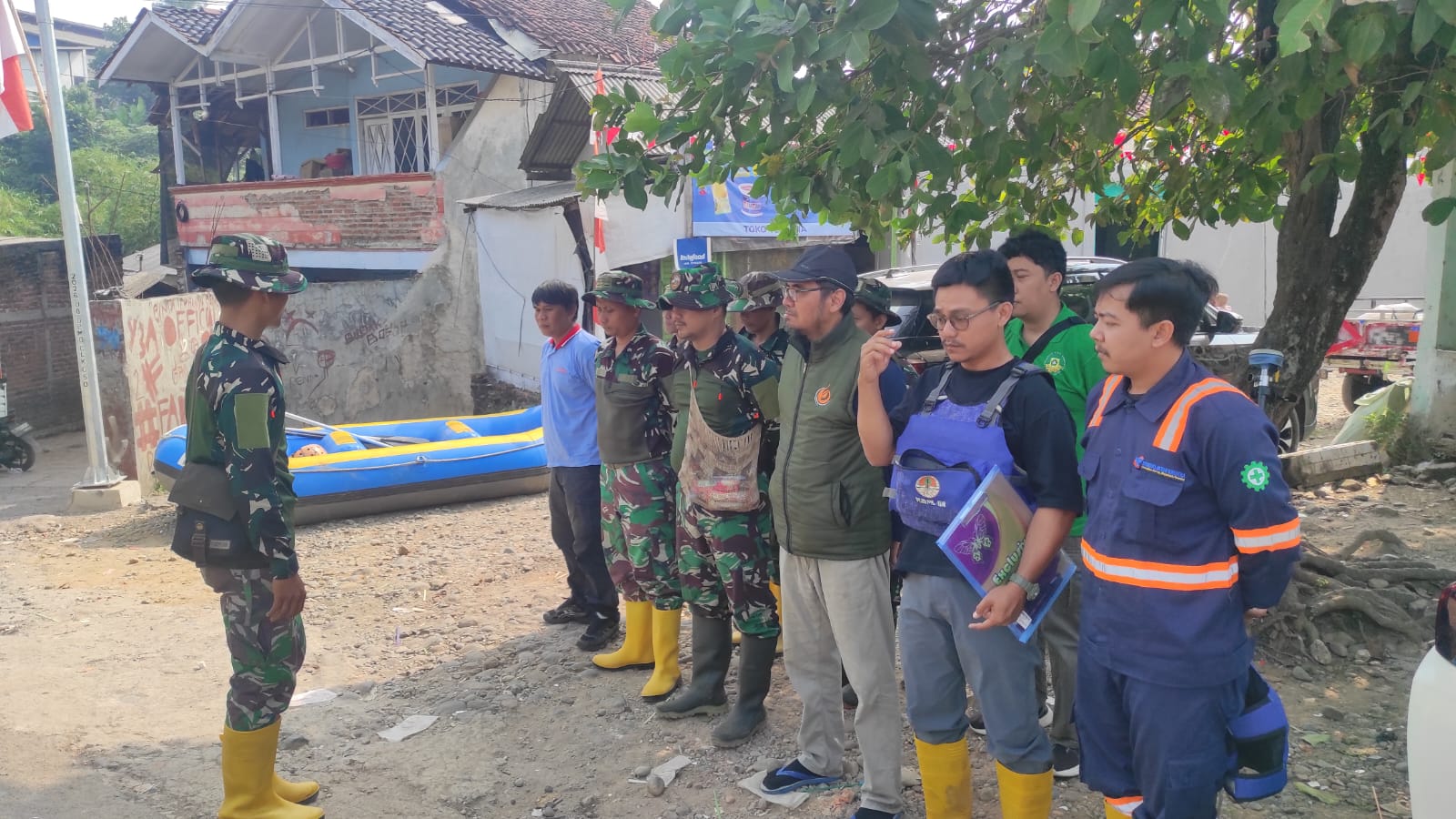 Pemkab Bogor Lakukan Susur Sungai Cileungsi, Untuk Petakan Saluran Limbah Industri