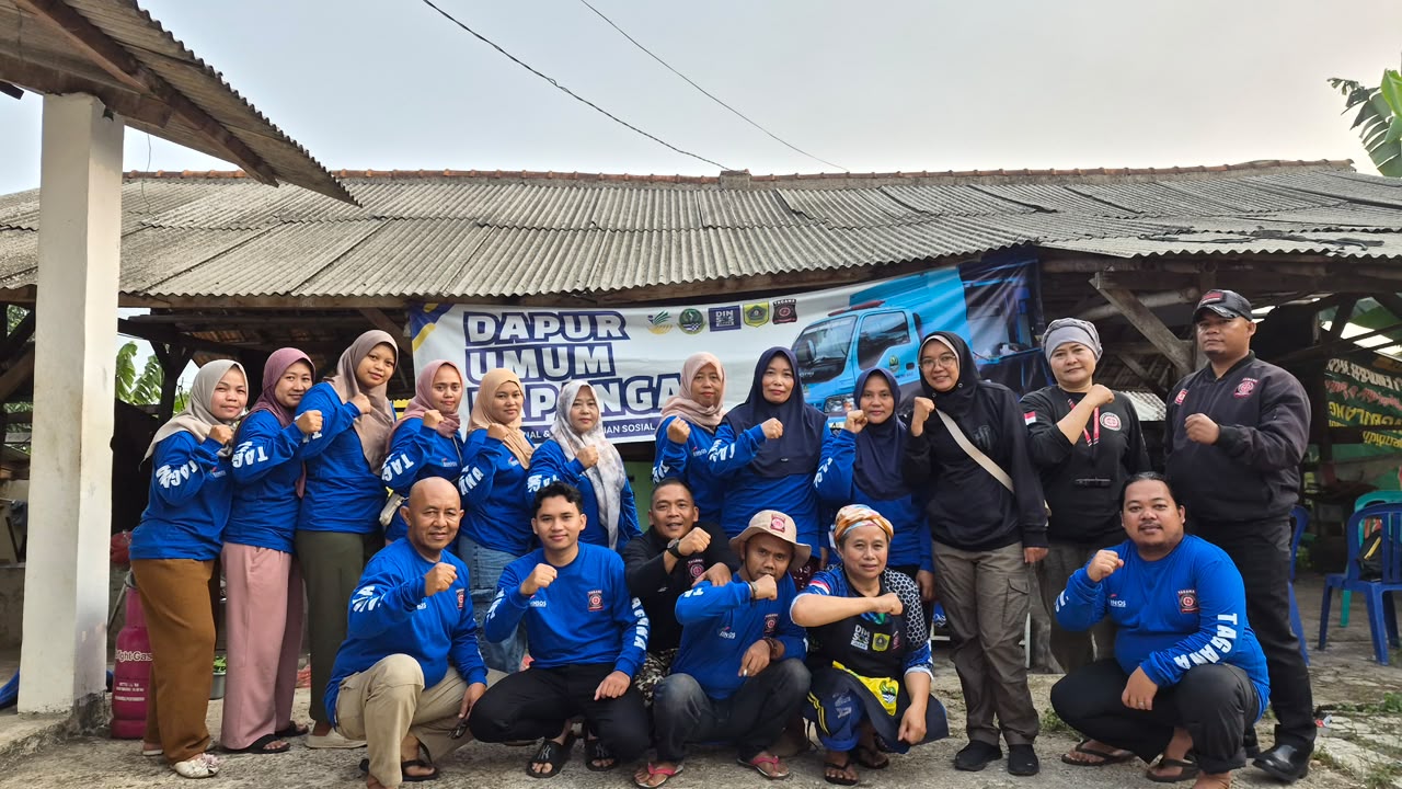 Pemkab Bogor Sediakan 4.000 Nasi Bungkus untuk Petugas dan Relawan Penanganan Kebakaran TPAS Galuga