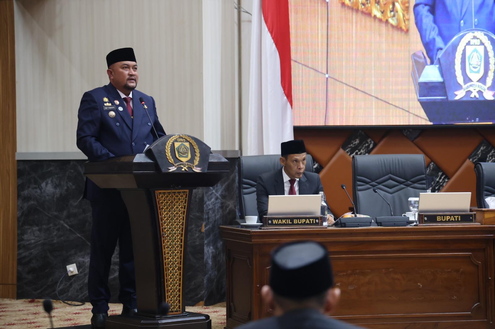 Bupati Bogor Rudy Susmanto Sampaikan Rancangan Perubahan APBD 2026 dan APBD 2027 dalam Rapat Paripurna DPRD