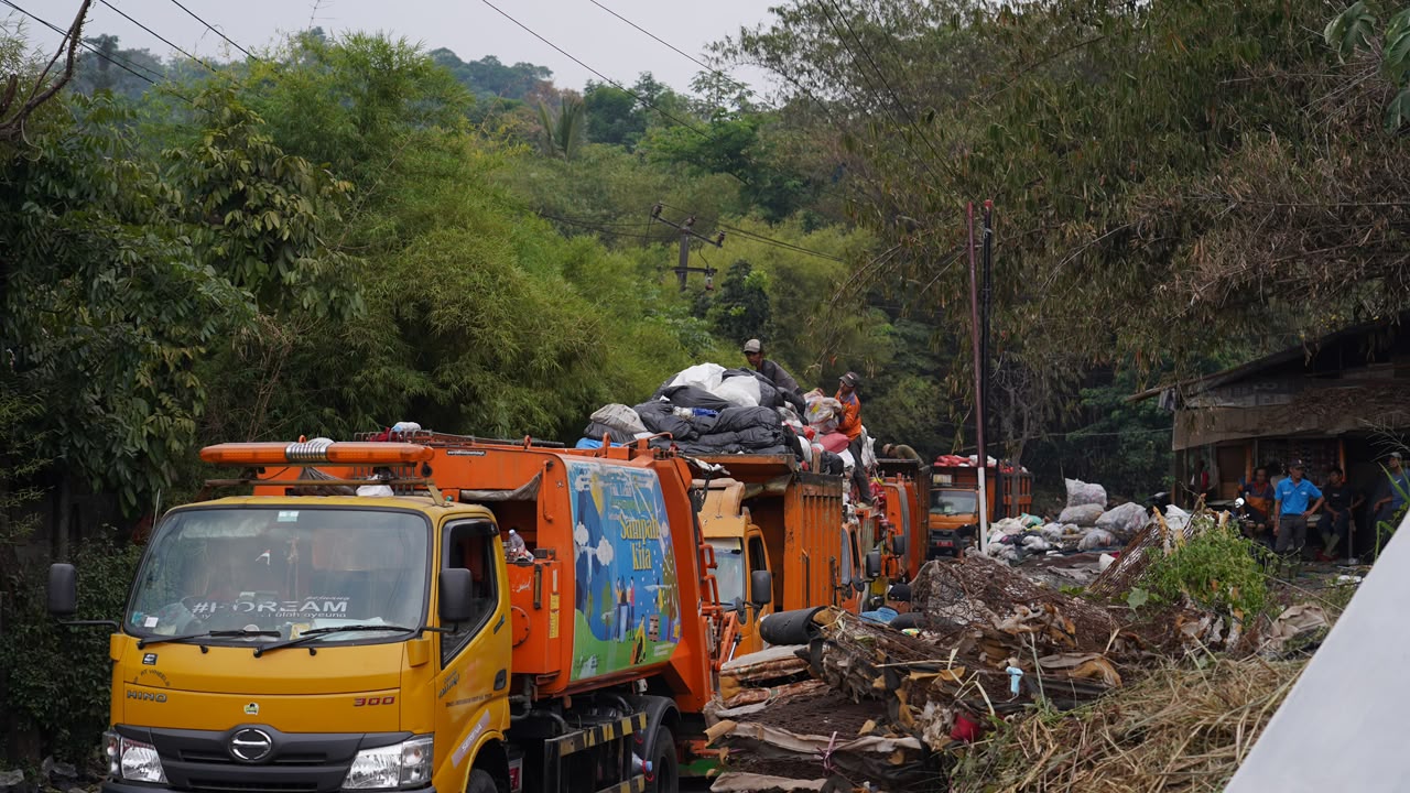 1.500 Ton Sampah Di TPA Galuga Bakal Diolah Jadi Energi Listrik 15-40 Megawatt