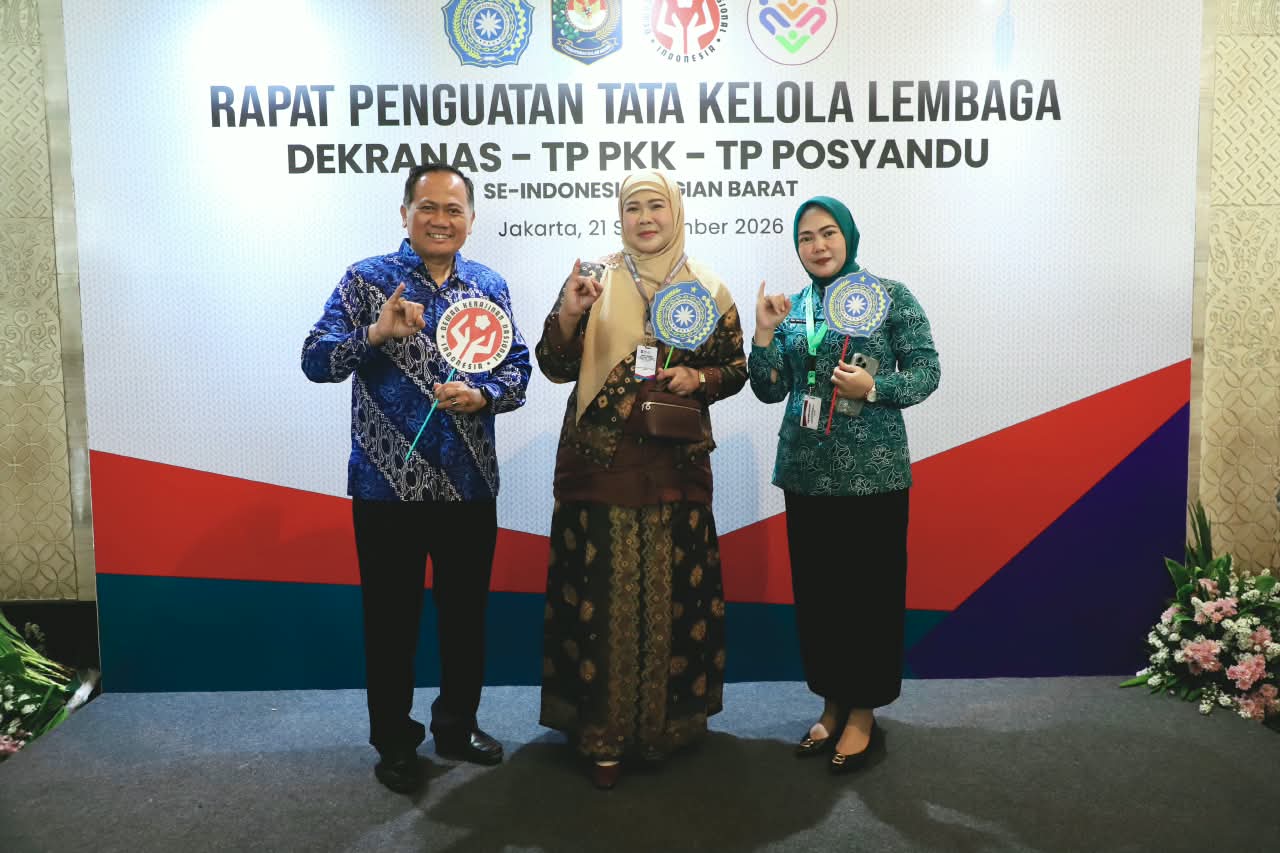 Eva Rudy Susmanto Ikuti Arahan Ketua Umum TP PKK Pusat Terkait Penguatan Tata Kelola PKK, Posyandu, dan Dekranas
