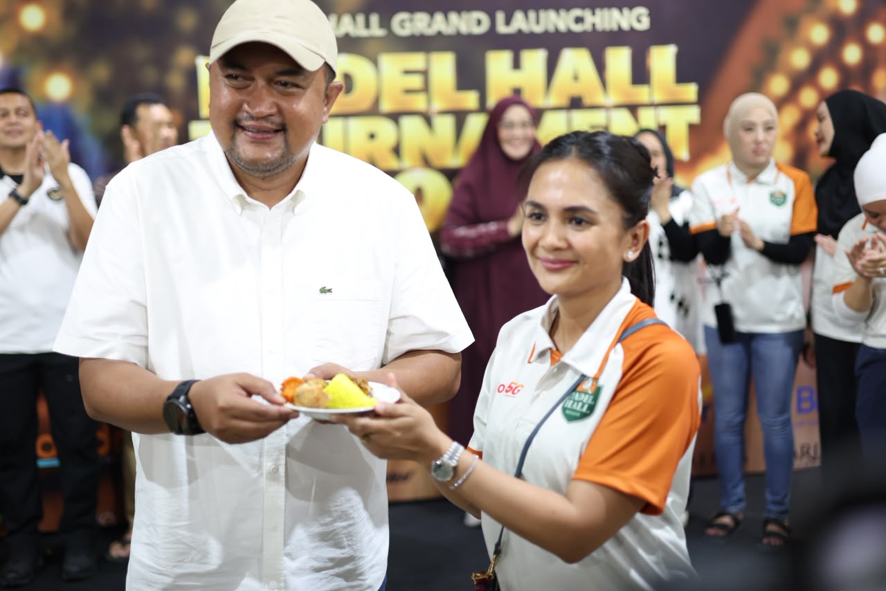 Bupati Rudy Susmanto Resmikan Padel Hall Pakansari, Tambah Pilihan Sarana Olahraga Masyarakat