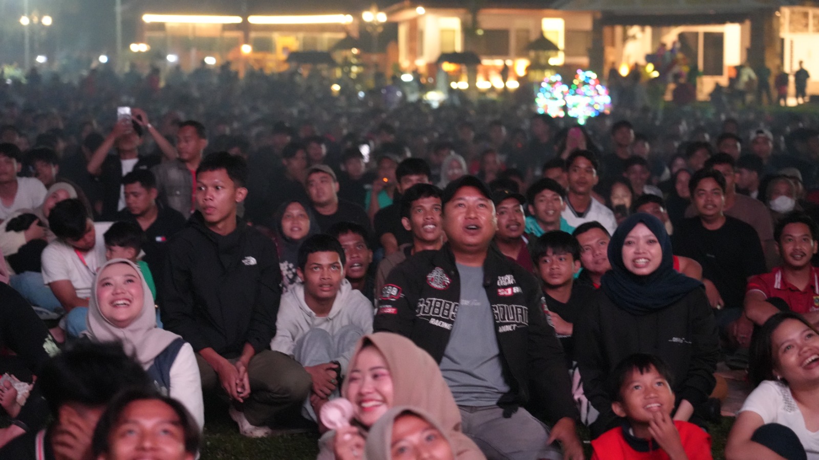 Timnas Indonesia Juara, Warga Bergembira, UMKM Ketiban Berkah