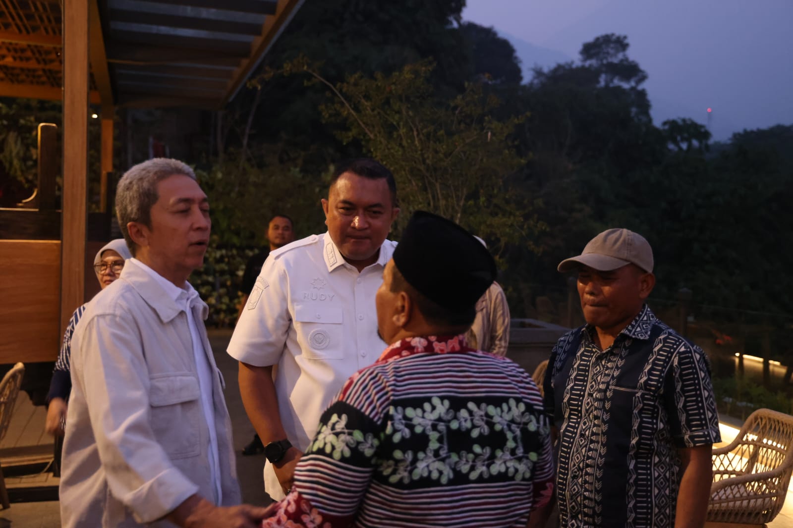 Bupati Bogor Hadiri Afternoon Tea dan Diskusi Ringan Bersama Media Metropolitan dan Pemkot Bogor