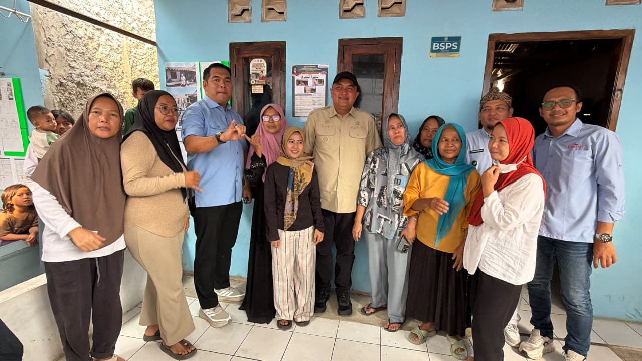 Tinjau BSPS di Tarikolot, Bupati Bogor Apresiasi Bantuan 10.000 Bedah Rumah dari Presiden Prabowo