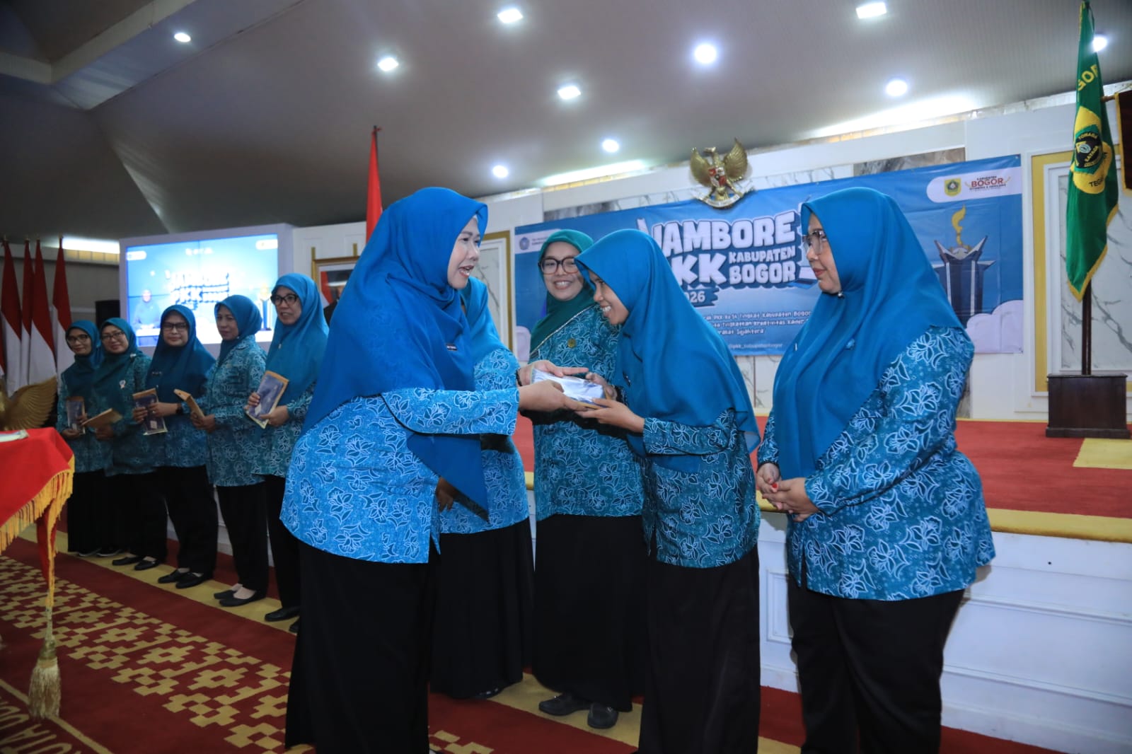 Ketua TP PKK Kabupaten Bogor, Ny. Eva Rudy Susmanto Ajak Kader PKK Perkuat Sinergi dan Kolaborasi Melalui Jambore PKK 2026