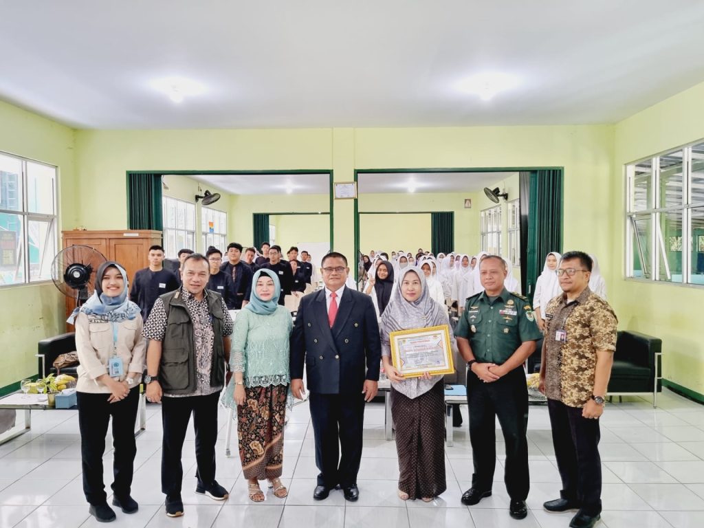 Forkopimda Go To School, Pemimpin Daerah Kabupaten Bogor Mengunjungi SMAN 1 Babakan Madang